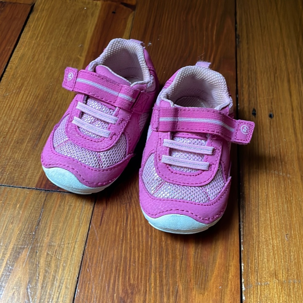 Stride Rite size 5 girl shoes